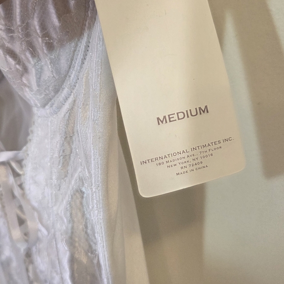 NWT Rene Rofe Bridal Collection Lingerie - Picture 7 of 13